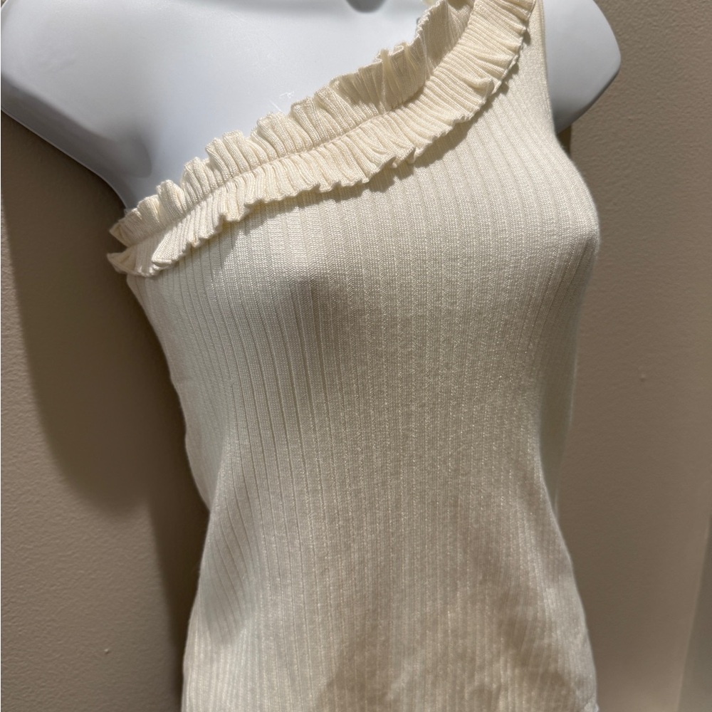 Chic Ruffle One-Shoulder Top